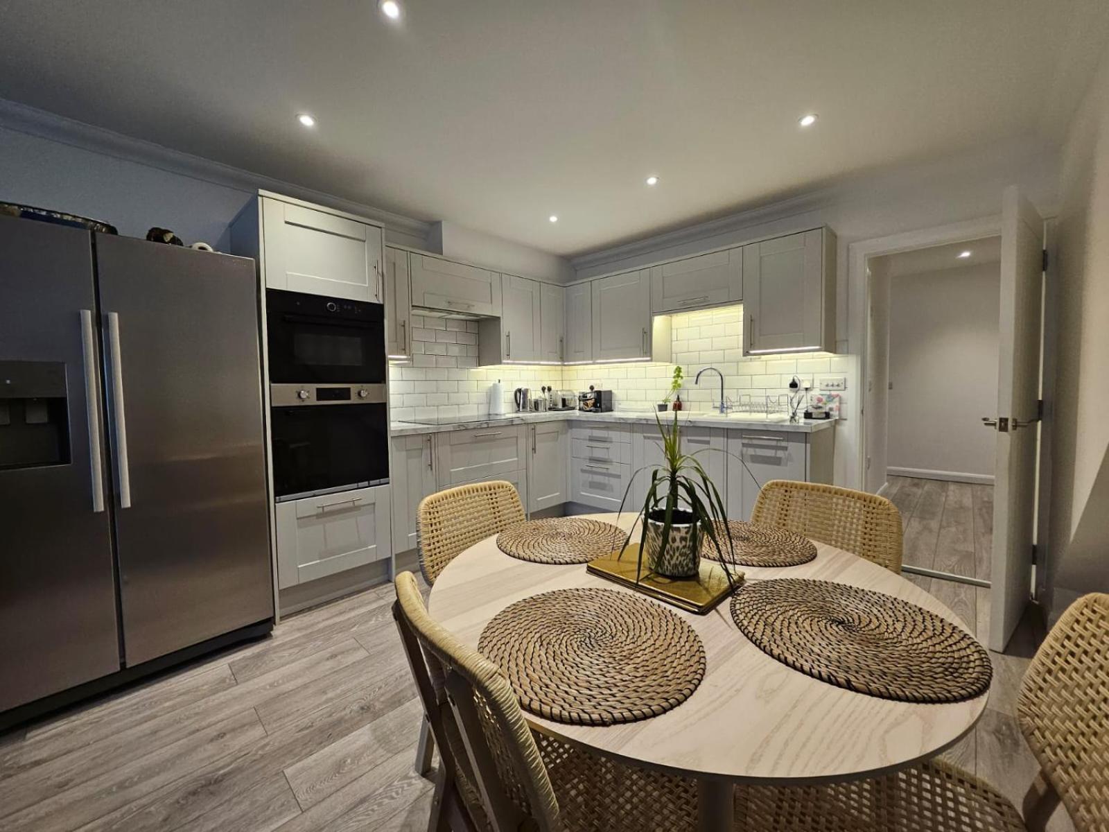 River Breeze Balcony 4 Littlehampton Exterior photo